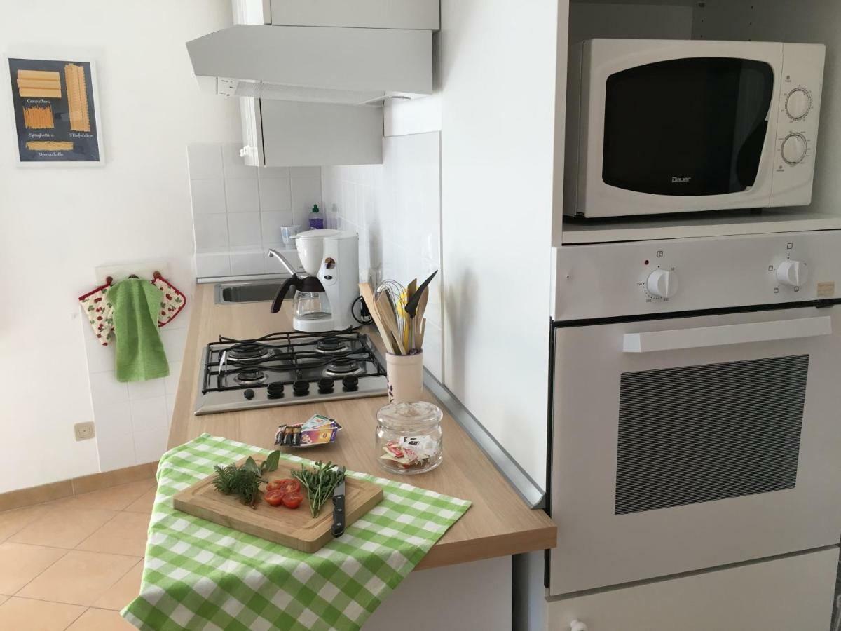 オヴァーダCasa Carolineアパートメント エクステリア 写真