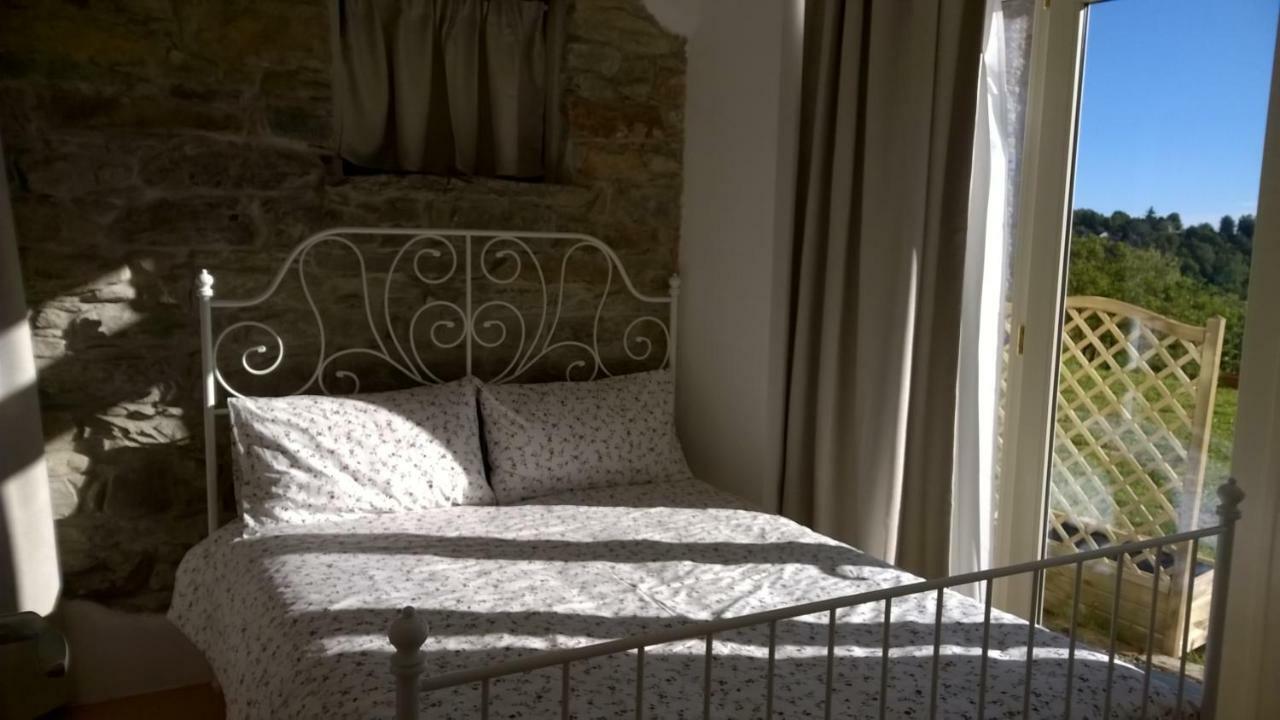 オヴァーダCasa Carolineアパートメント エクステリア 写真